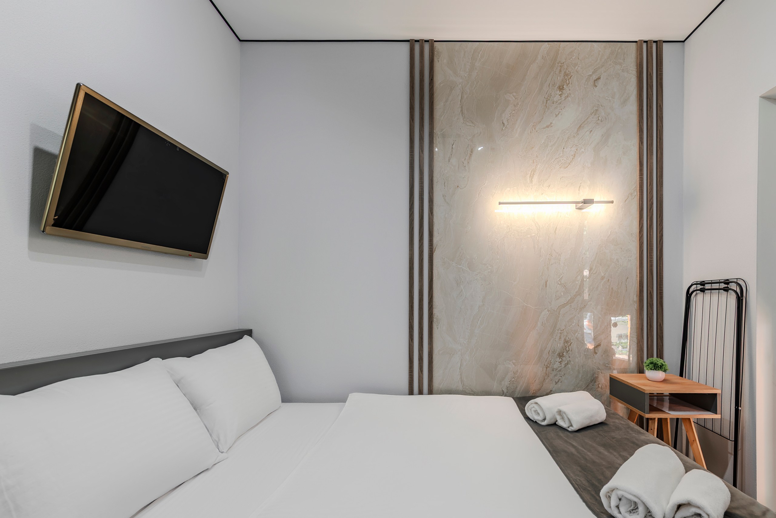 SHA_8129-HDR_resized